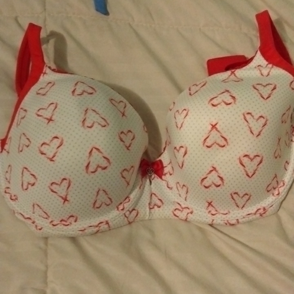 Victoria's secret bra